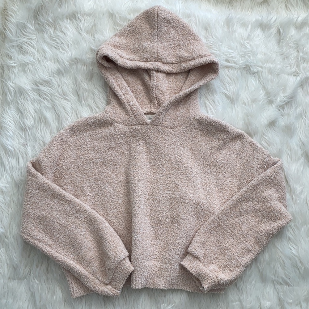 Kaisley | Cropped Cozy Hoodie